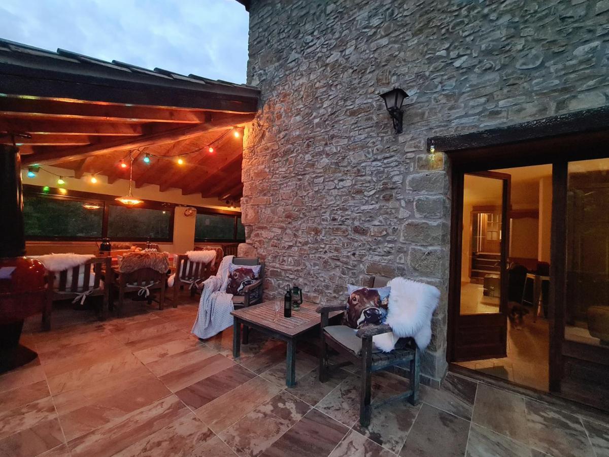 Harveys Homestay - Adults Only Mieres  Buitenkant foto