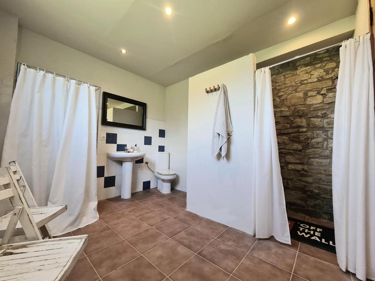 Harveys Homestay - Adults Only Mieres  Buitenkant foto
